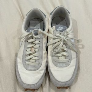 Nike Daybreak sneakers